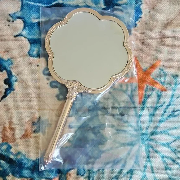 Flower Knows Butterfly Cloud Hand Mirror Lotus Pink - Picture 5 of 10